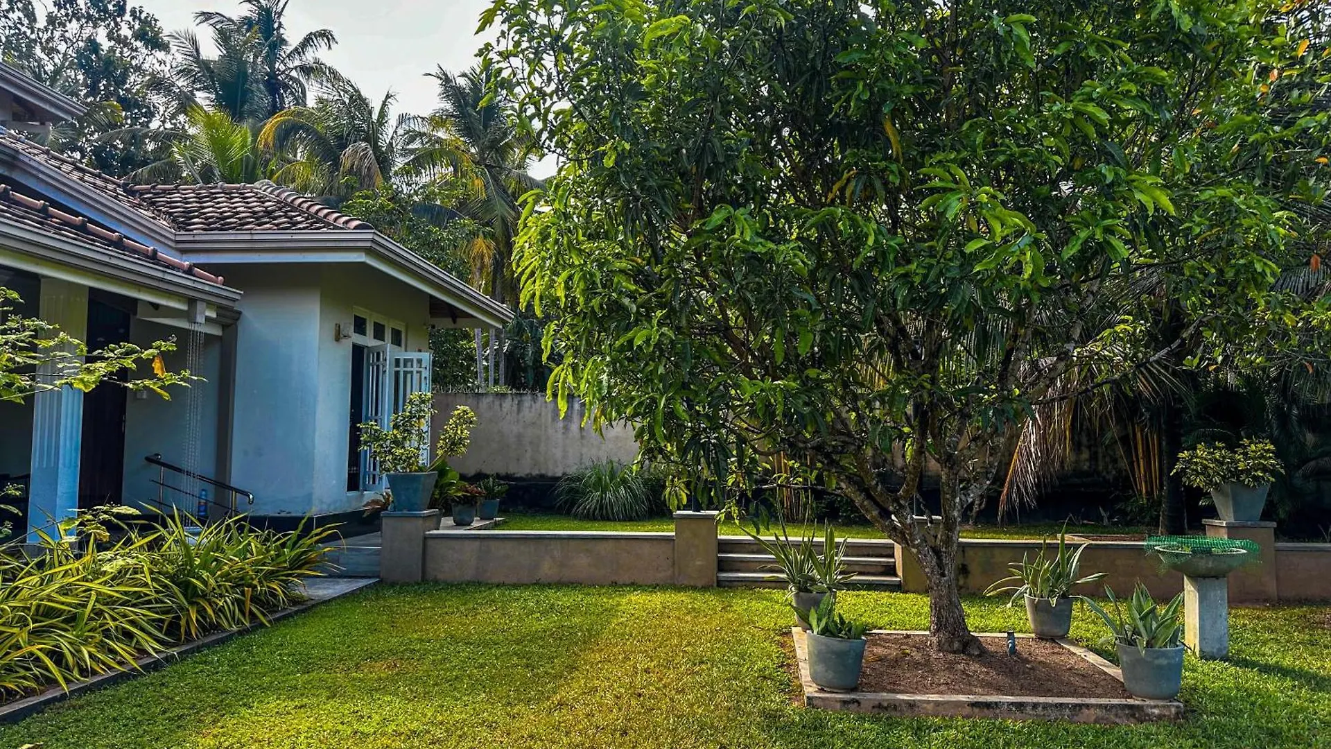 Tranquil Residence Negombo 0*,  Sri Lanka