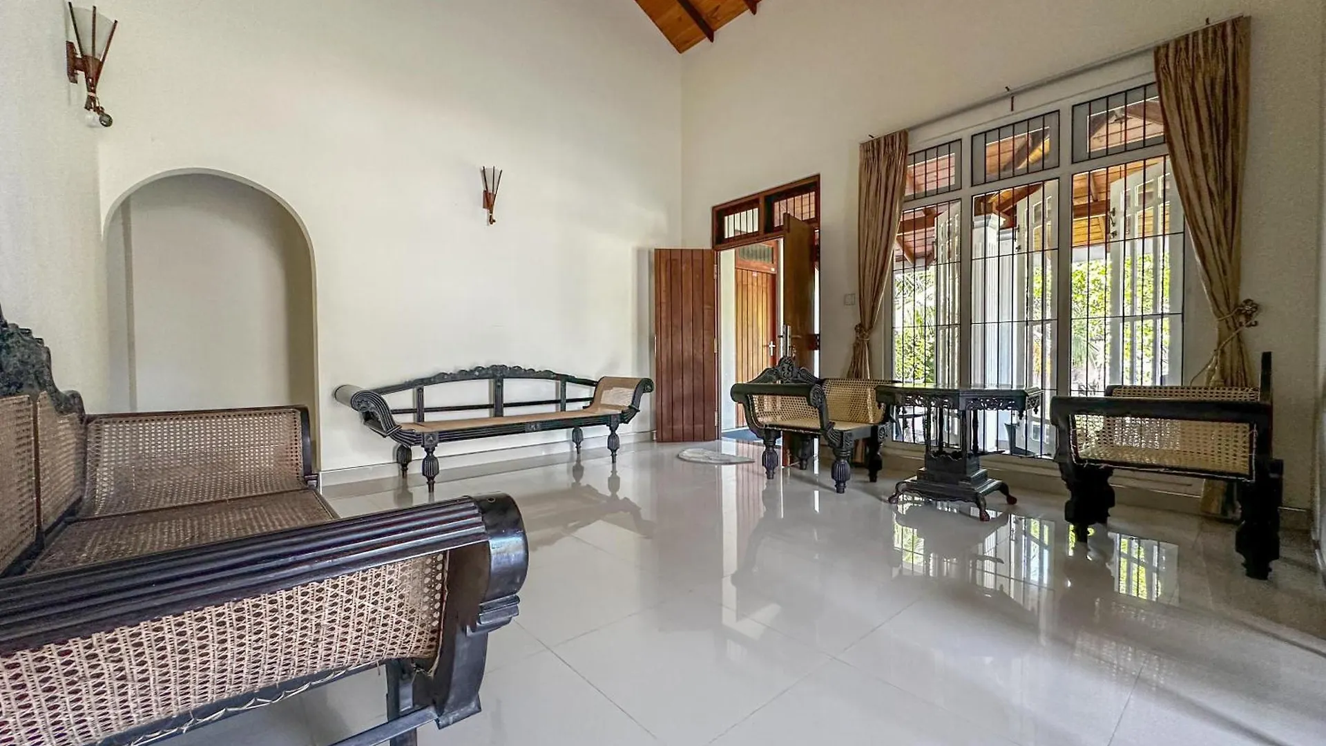 Guest house Tranquil Residence Negombo Sri Lanka